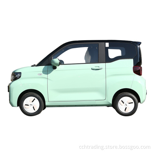 Auto ad alta velocità EV in Cina dolce modella QQ gelato per la famiglia degli adulti